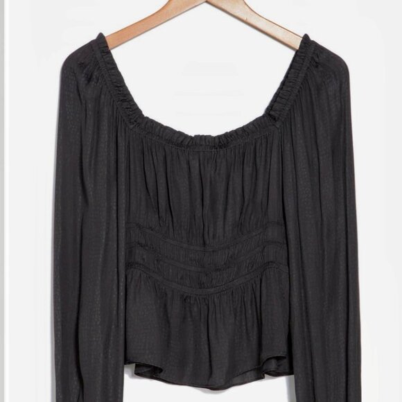 Melrose & Market Women's Red Long Sleeve Peplum Top - Picture 12 of 12